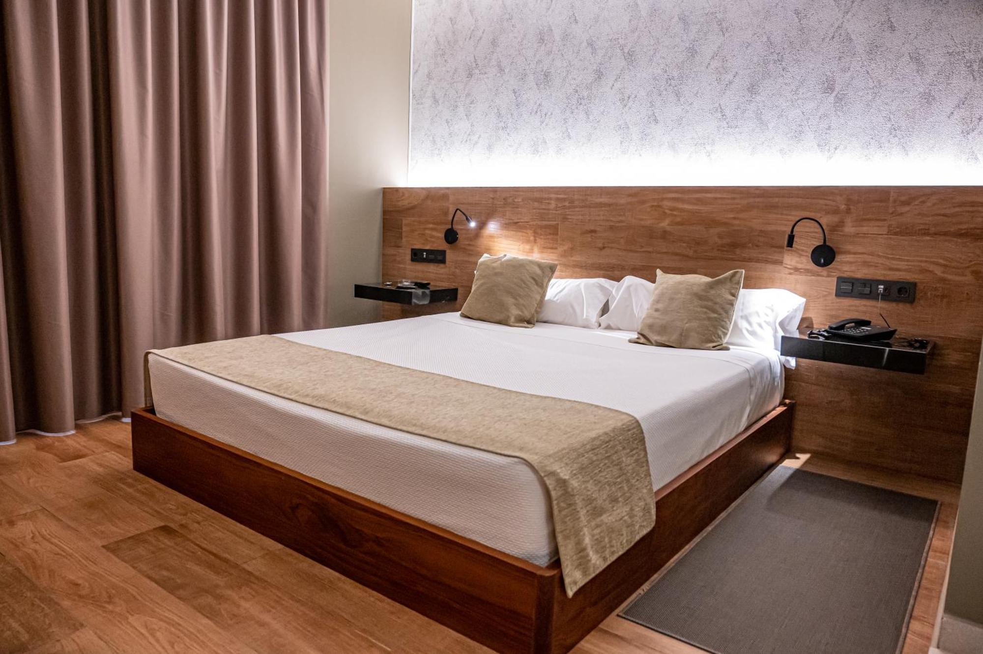 Hotel Luve San Antonio de Banageber Exteriér fotografie